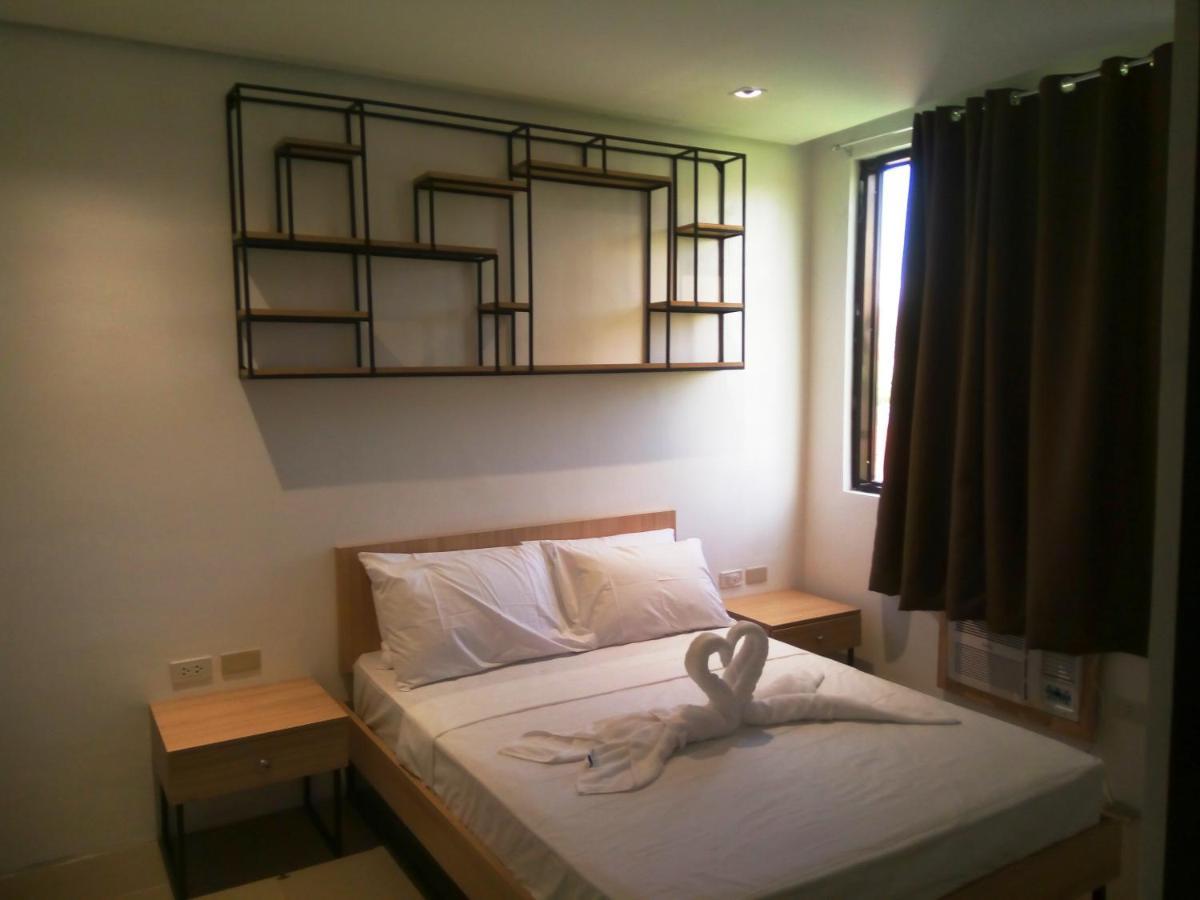 Zen Rooms Hotel Rupert A Baler Buitenkant foto