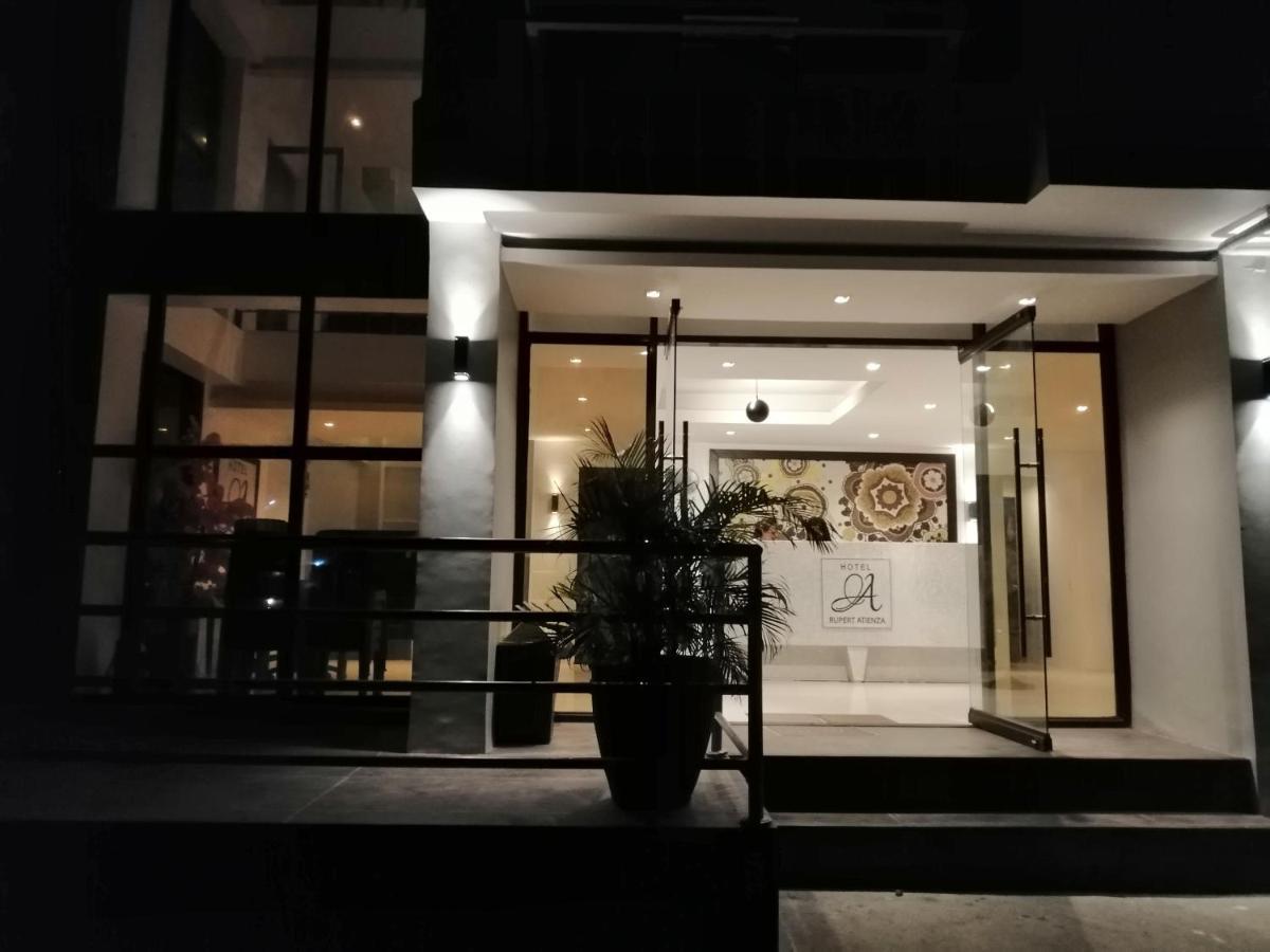 Zen Rooms Hotel Rupert A Baler Buitenkant foto