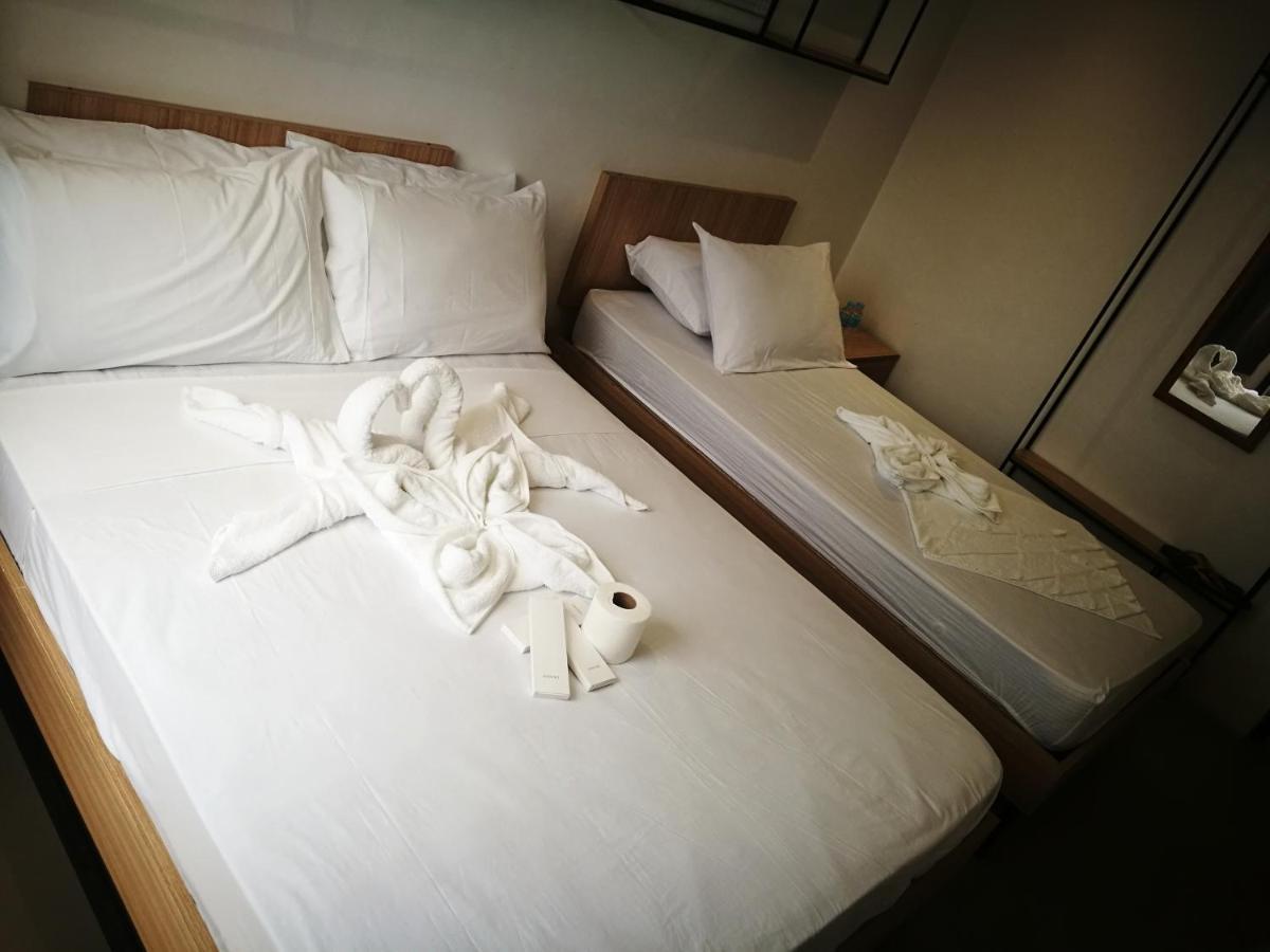 Zen Rooms Hotel Rupert A Baler Buitenkant foto